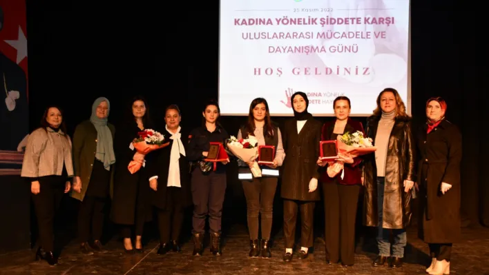 Silivri'de 'Kadına yönelik şiddete hayır' paneli düzenlendi