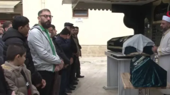 Silivri'de öldürülen Sevgi Demirci ve çocuklarının cenazesi 6 ay sonra defnedildi