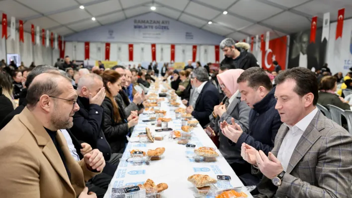 Silivri'de Ramazan'ın İlk İftarı: Şehit ve Gazi Aileleri Onuruna Düzenlendi