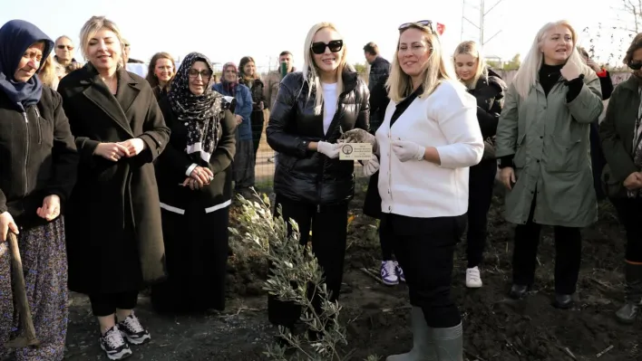 Silivri Kadın Girişimciler Derneği tarafından Toprakla Buluşma etkinliği düzenlendi.