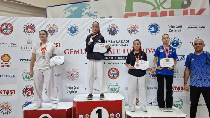 Silivri Karate Kulübü Sporcuları Bursa-Gemlik'te Madalya Kazandı