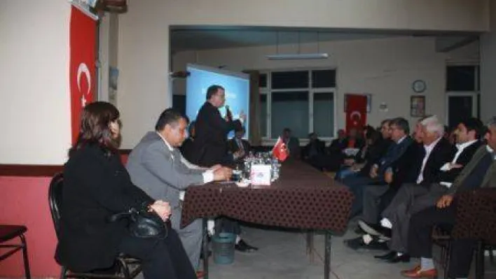 Geleneksel halk toplantıları devam ediyor