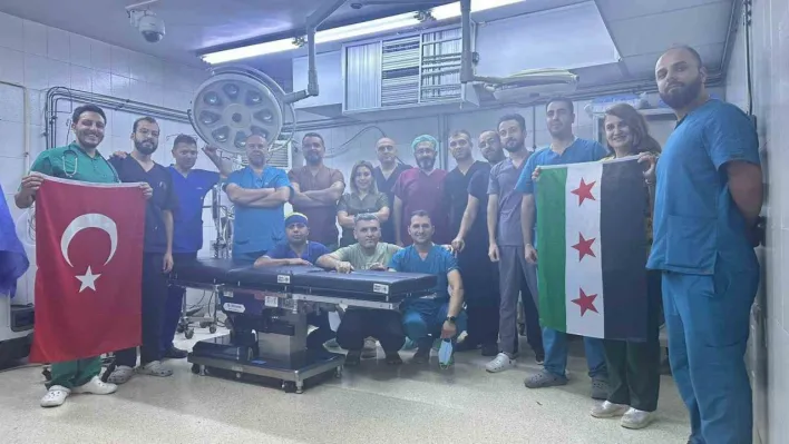 Sınırları aşan şifa: Türk hekimlerden Şam'da hayat kurtaran operasyon
