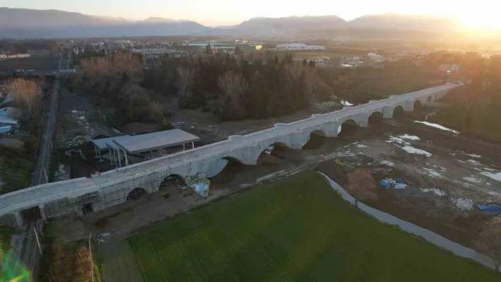 Sır perdesi çözülemeyen köprü, bin 500 yıldır tarihe tanıklık ediyor