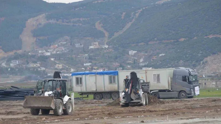 Şırnak aşiretleri deprem bölgesinde seferber oldu