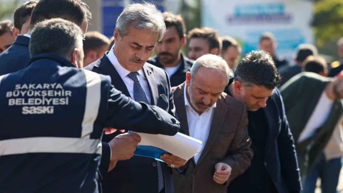 Söğütlü'de altyapı çalışmaları sürüyor