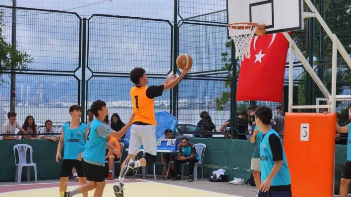 Şölen havasında geçen Sokak Basketbolu Turnuvası sonra erdi