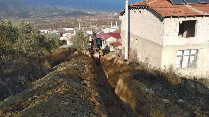 Sondaj yapılırken bulundu, bin metrelik yeni hat ile musluklara ulaştırılacak