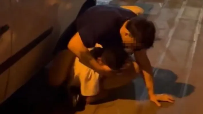 Sosyal medya fenomenlerinin tartışması yumruklu kavgayla bitti