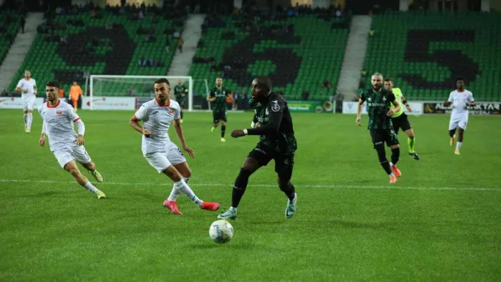 Spor Toto 1. Lig: Sakaryaspor: 3 - Adanaspor: 2