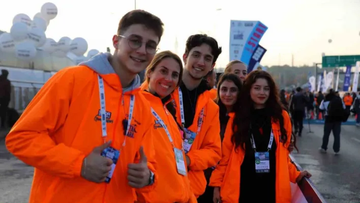 SUBÜ öğrencileri İstanbul Maratonu'nda görev aldı