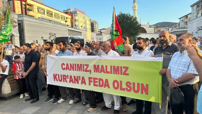 Sultanbeyli'de STK'lardan 'Kuran'a saygı' açıklaması