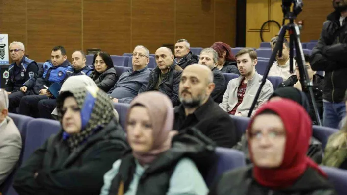 Sultangazi'de Sıfır Atık gününde farkındalık eğitimi