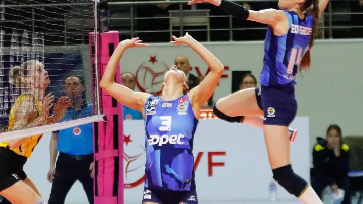 Sultanlar Ligi: Fenerbahçe Opet: 3 - Vakıfbank: 0