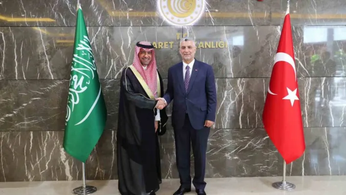 Suudi Arabistanlı Bakan Al-Hogail, Ticaret Bakanı Bolat'ı ziyaret etti
