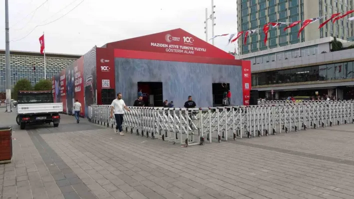 Taksim, Cumhuriyetin 100. kuruluş yıl dönümü için hazırlanıyor