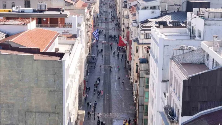 Taksim Meydanı'nda seçim sessizliği havadan görüntülendi