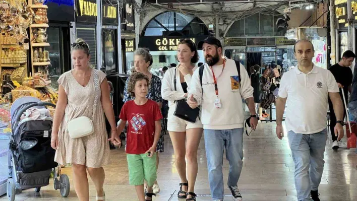 Tarihi Kapalıçarşı'nın günlük giriş sayısı 200 bini buluyor