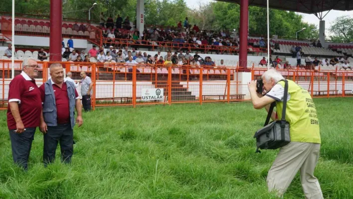 Tarihi Kırkpınar'da 61 yıldır fotoğraf çekiyor