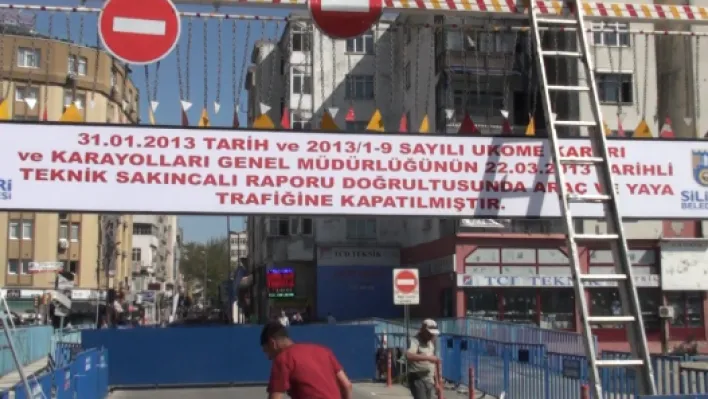 Tarihi köprü trafiğe kapatıldı