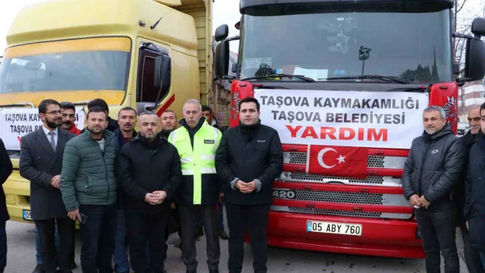 Taşova'dan deprem bölgesine yardım