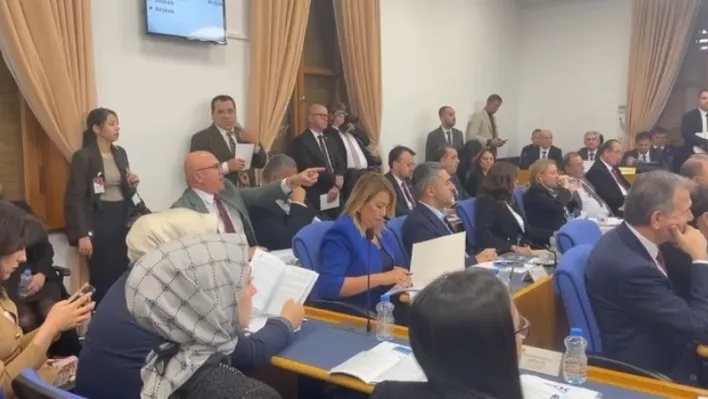 TBMM Plan Bütçe Komisyonu'nda 'elektrik kesintisi' tartışması