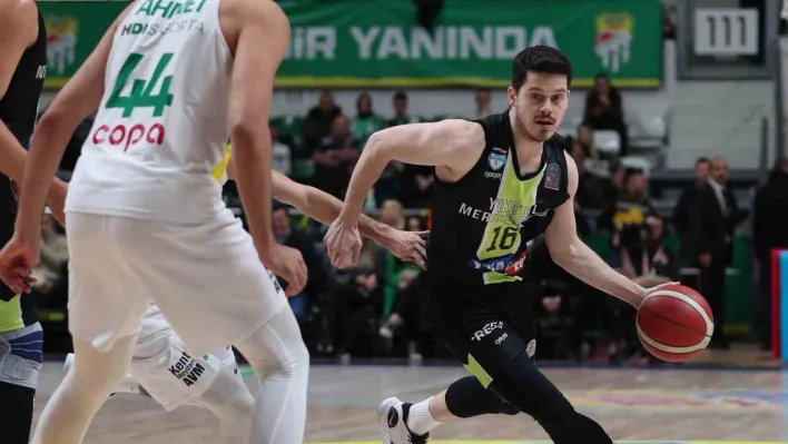 Tecrübeli forvet Sakarya Büyükşehir Basketbol'da