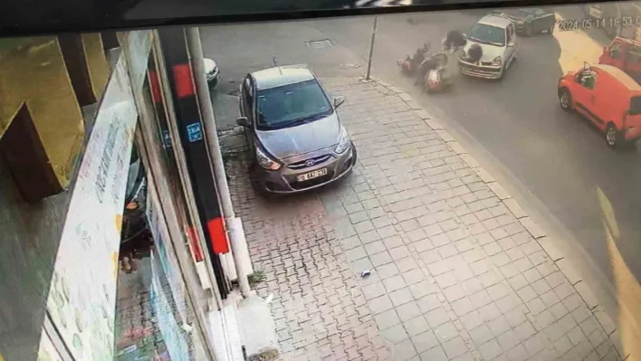 Tekirdağ'da 2 kişinin yaralandığı kaza kamerada