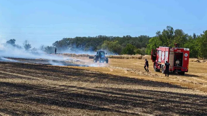 Tekirdağ'da 50 dönüm biçilmiş buğday tarlası yandı