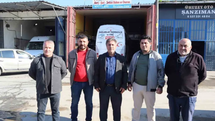 Tekirdağ'da altyapı yetersizliği sokakları yine göle çevirdi: Onlarca araç sanayinin yolunu tuttu