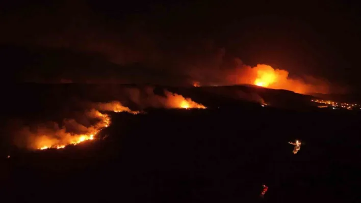 Tekirdağ'da birçok noktada çıkan orman yangını havadan görüntülendi