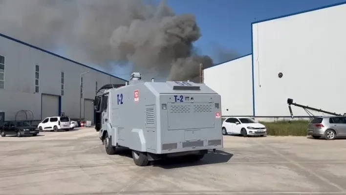 Tekirdağ'da fabrika yangını kontrol altına alındı