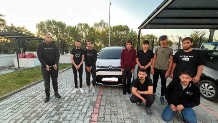 Tekirdağ'da göçmen kaçakçılığı operasyonu: 8 göçmen ve 1 organizatör yakalandı