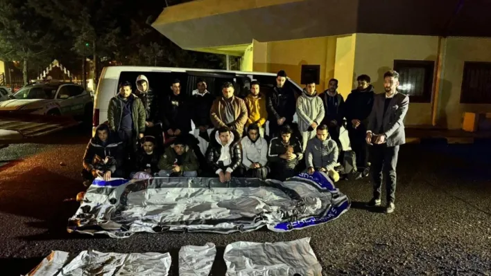 Tekirdağ'da göçmen kaçakçılığı operasyonu: 17 göçmen yakalandı