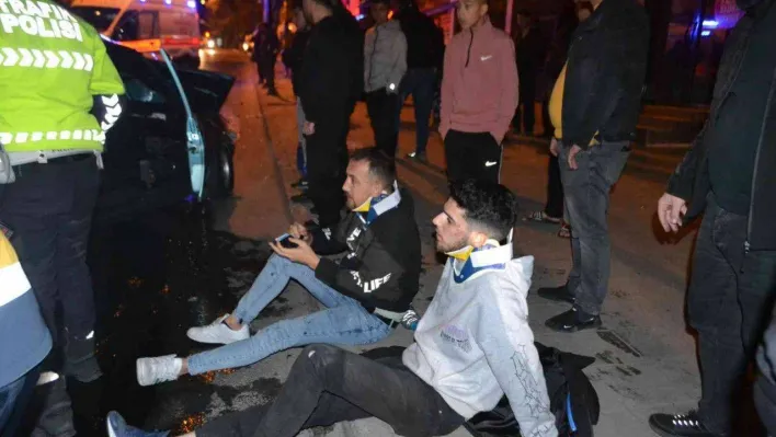 Tekirdağ'da iki araç kafa kafaya çarpıştı: 5 yaralı