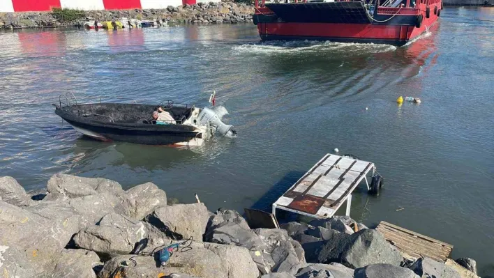 Tekirdağ'da iki tekne alev alev yandı, 1 kişi yaralandı