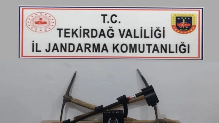 Tekirdağ'da kaçak kazı operasyonu: 3 şüpheli suçüstü yakalandı