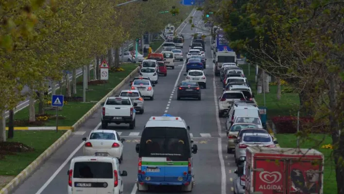 Tekirdağ'da kara motorlu taşıt sayısı 330 bin 860'a yükseldi