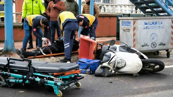 Tekirdağ'da motosiklet ile kamyonet çarpıştı: 1 yaralı