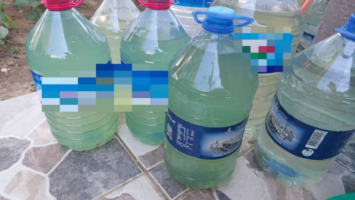 Tekirdağ'da musluklardan yeşil su aktı, mahalleli isyan etti