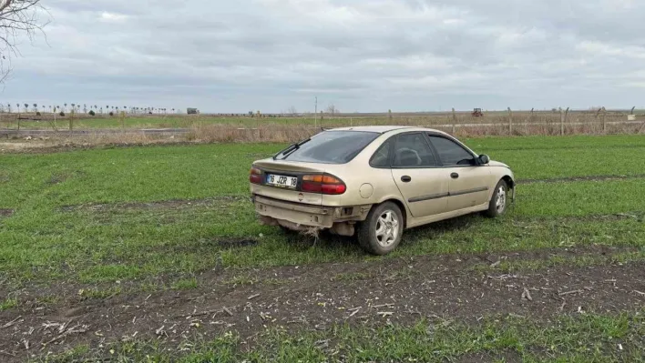 Tekirdağ'da otomobil tarlaya uçtu: 1 yaralı