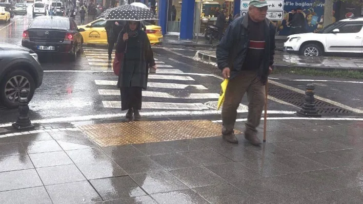 Tekirdağ'da sağanak yağış