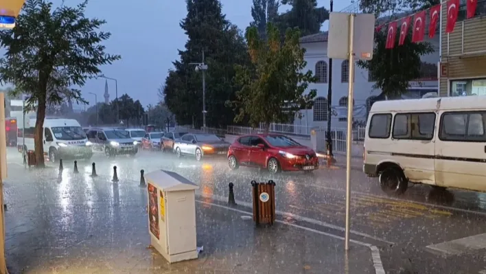 Tekirdağ'da sağanak yağış