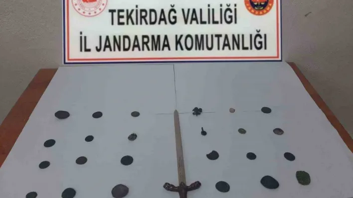 Tekirdağ'da sikke ve kılıç bulundu