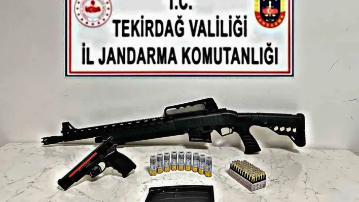 Tekirdağ'da silah ve uyuşturucu madde ele geçirildi