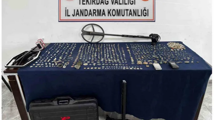 Tekirdağ'da tarihi eser operasyonunda binin üzerinde sikke ele geçirildi