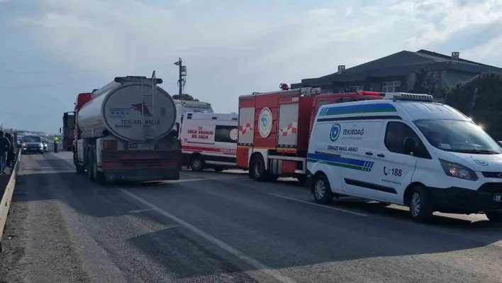 Tekirdağ'da tır ile otomobil çarpıştı: 1 ölü, 2 yaralı