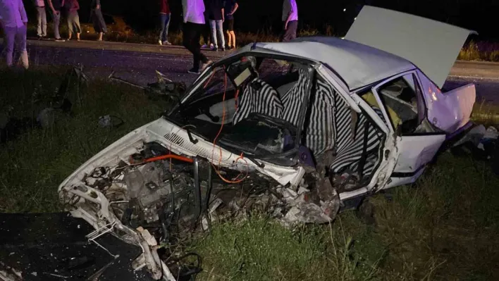 Tekirdağ'daki iki otomobilin çarpıştığı kazada can pazarı: 4 yaralı