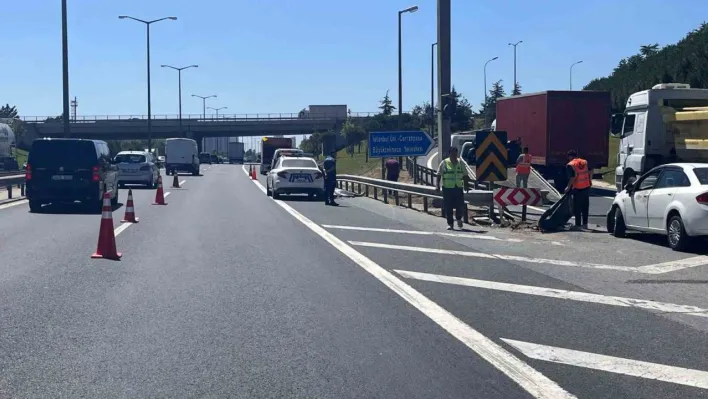TEM Otoyolu'nda araçla motosiklet kaza yaptı: 1 ölü