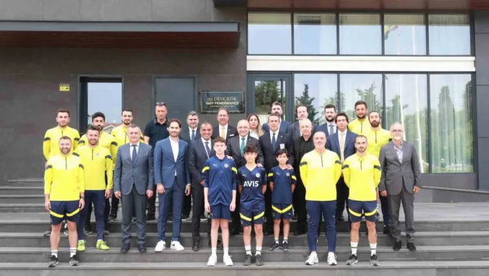 TFF Başkanı Mehmet Büyükekşi'den, Fenerbahçe Futbol Akademisi'ne ziyaret